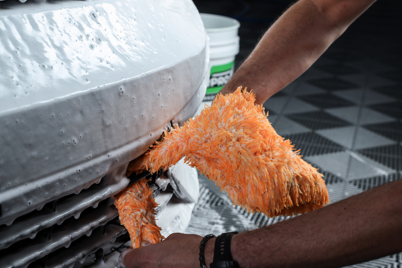 CARPRO FairyTail Wash Mitt - Image 3