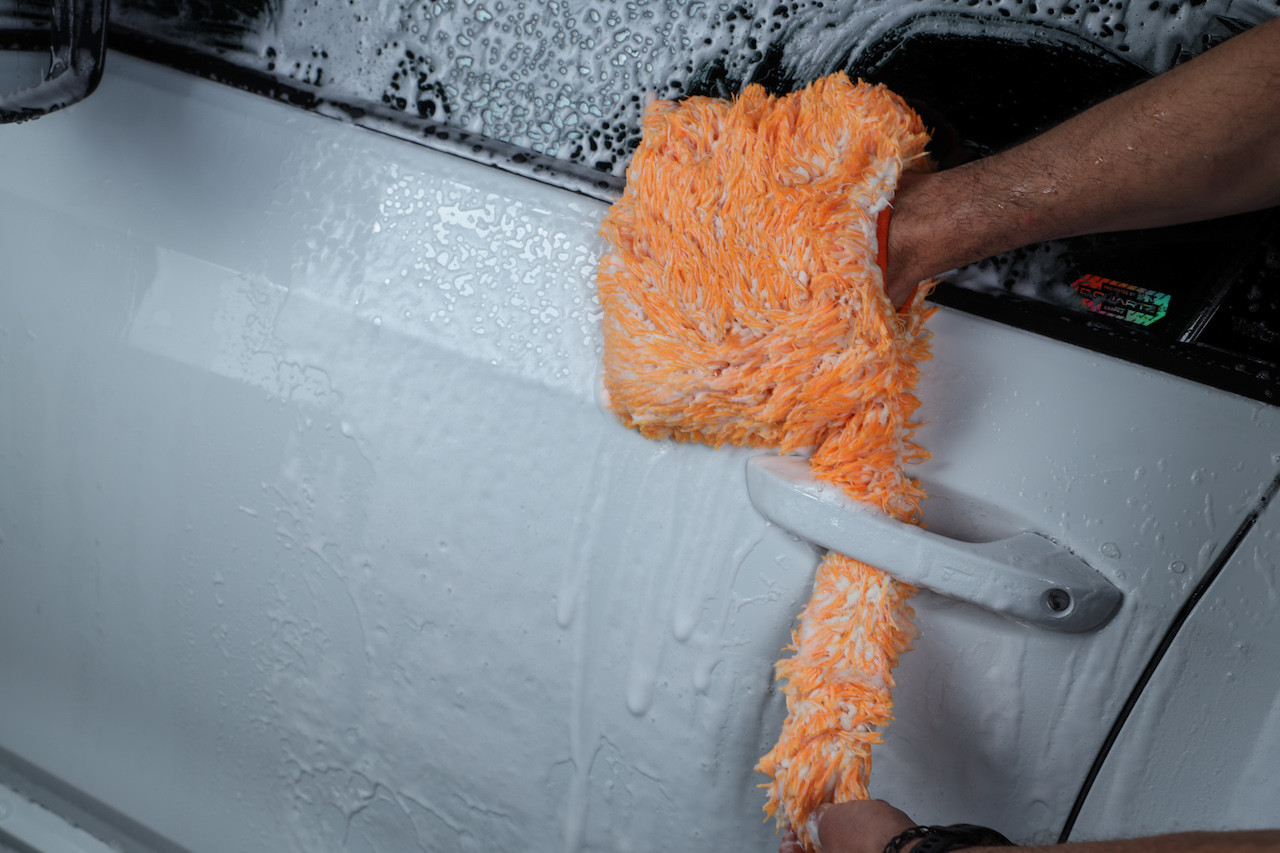 CARPRO FairyTail Wash Mitt - Image 2